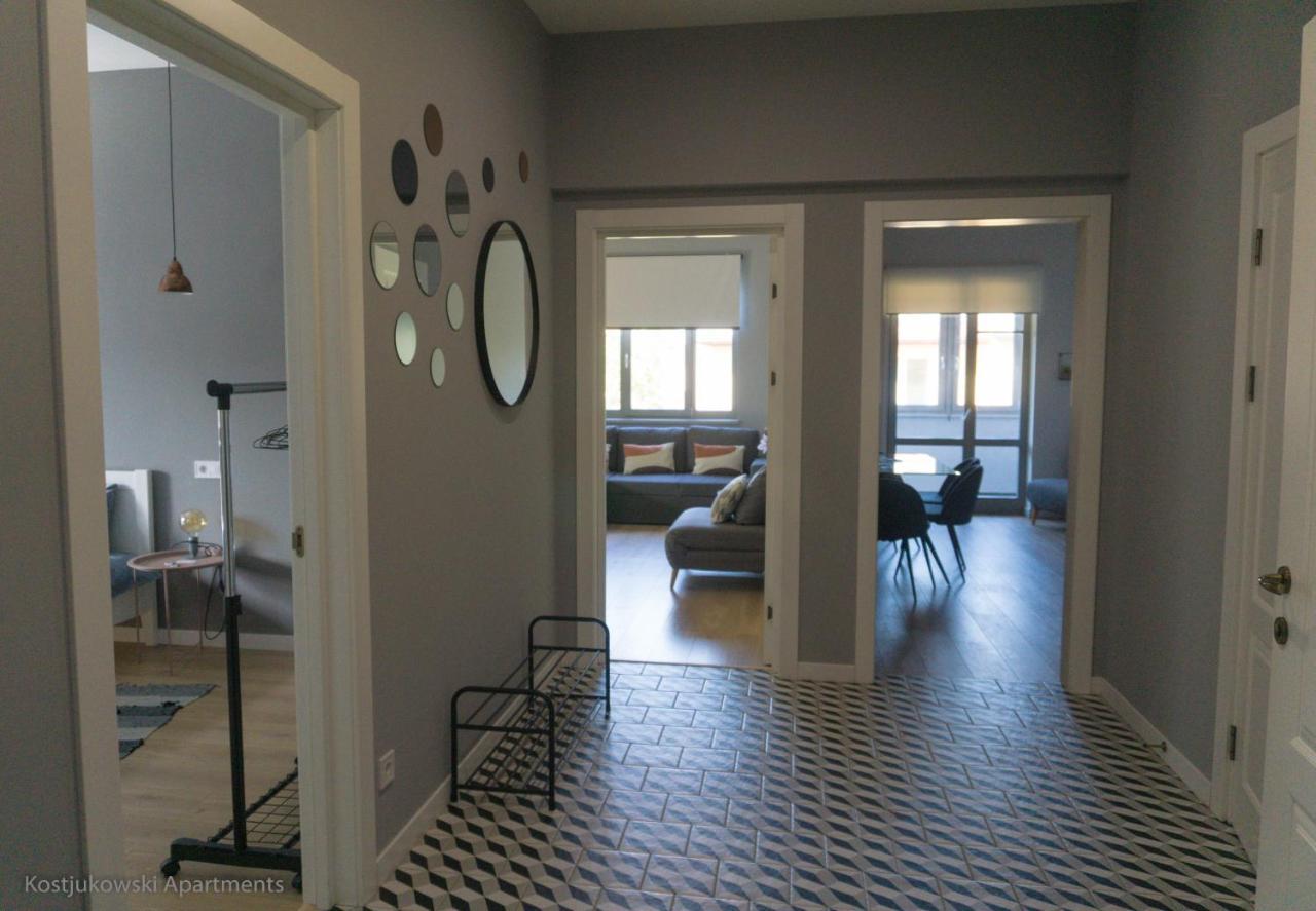 Apart-Hotel Kostjukowski Apartments Nizhynska 17 리비프 외부 사진
