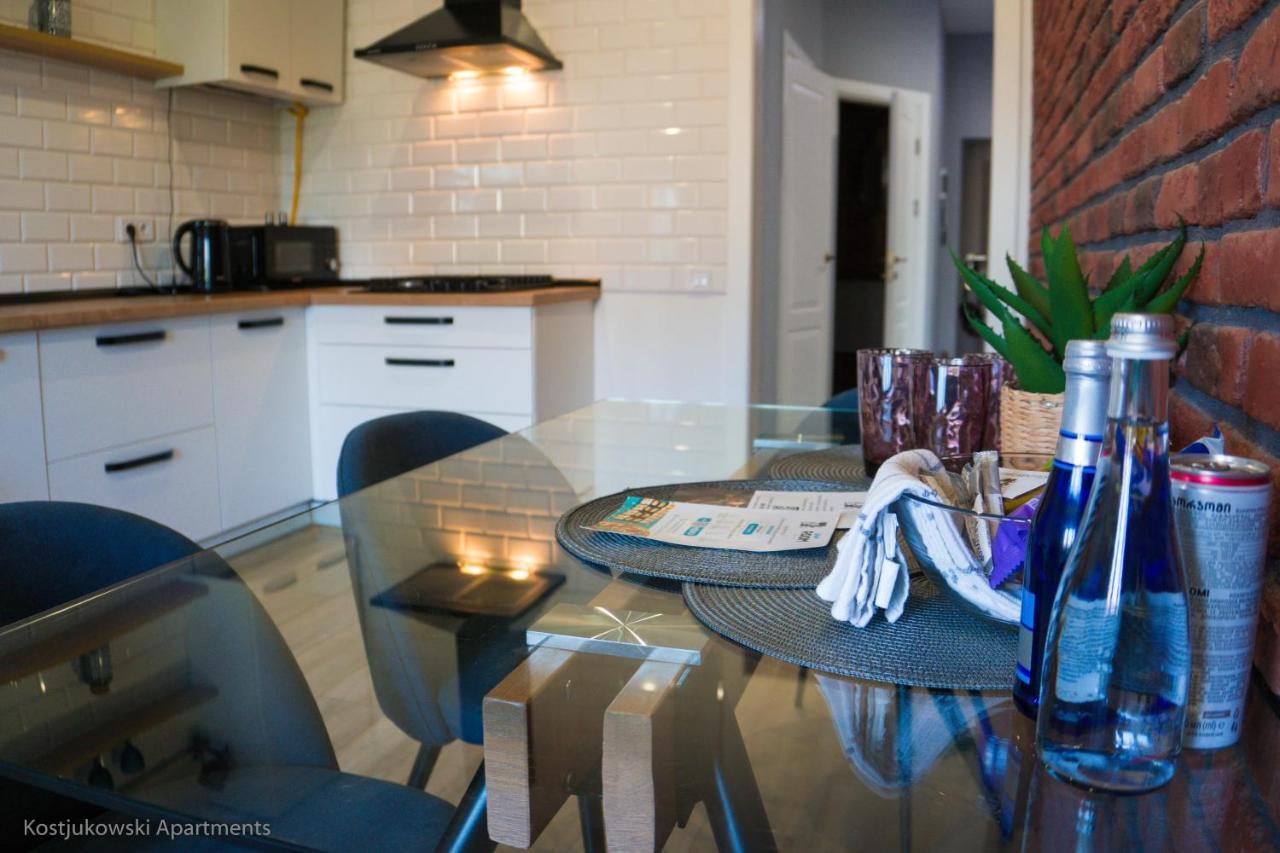 Apart-Hotel Kostjukowski Apartments Nizhynska 17 리비프 외부 사진
