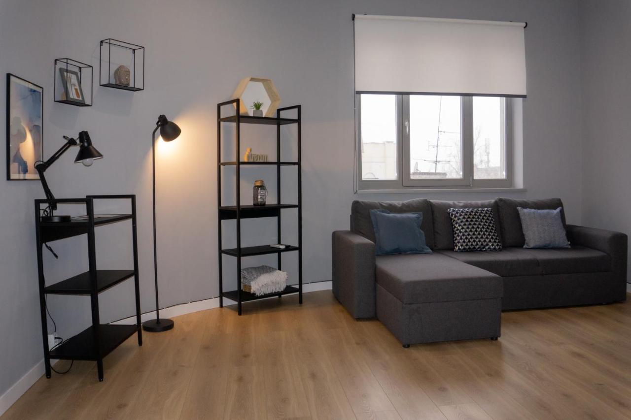 Apart-Hotel Kostjukowski Apartments Nizhynska 17 리비프 외부 사진