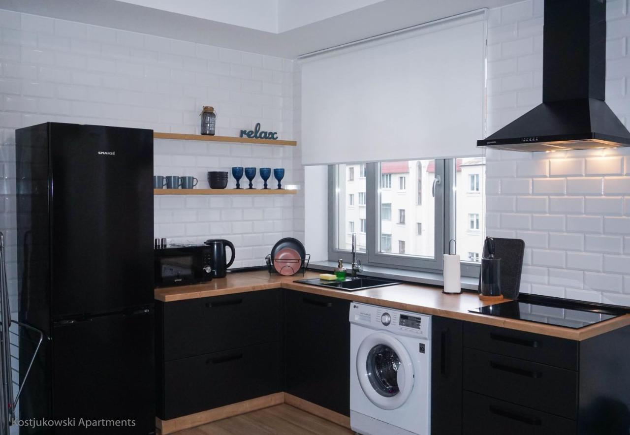 Apart-Hotel Kostjukowski Apartments Nizhynska 17 리비프 외부 사진