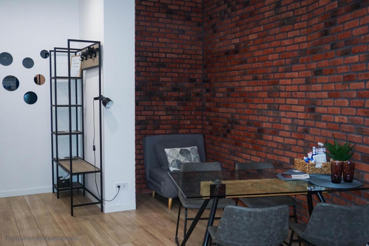 Apart-Hotel Kostjukowski Apartments Nizhynska 17 리비프 외부 사진