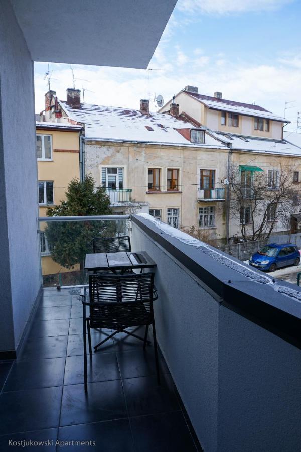 Apart-Hotel Kostjukowski Apartments Nizhynska 17 리비프 외부 사진