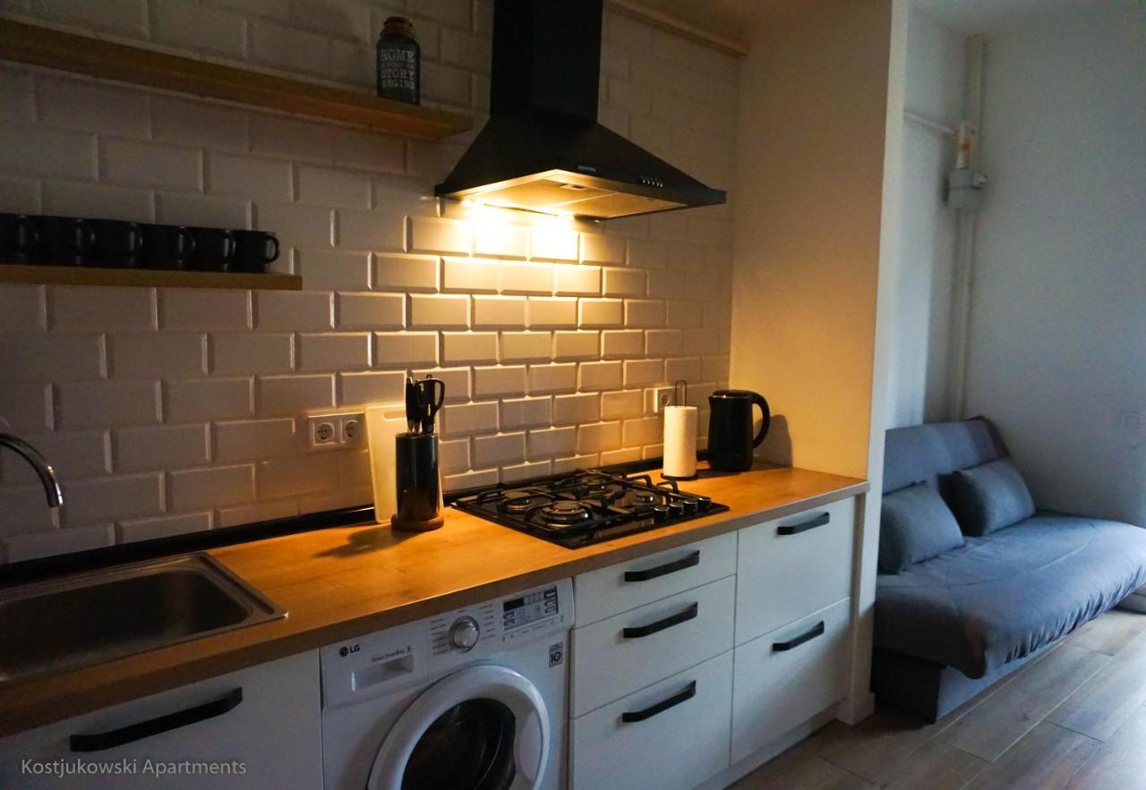 Apart-Hotel Kostjukowski Apartments Nizhynska 17 리비프 외부 사진