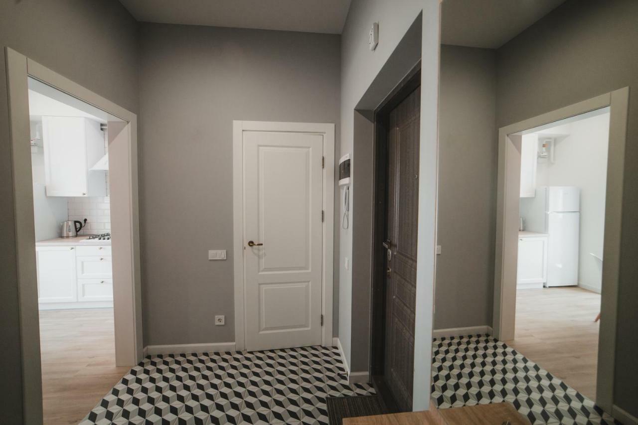 Apart-Hotel Kostjukowski Apartments Nizhynska 17 리비프 외부 사진